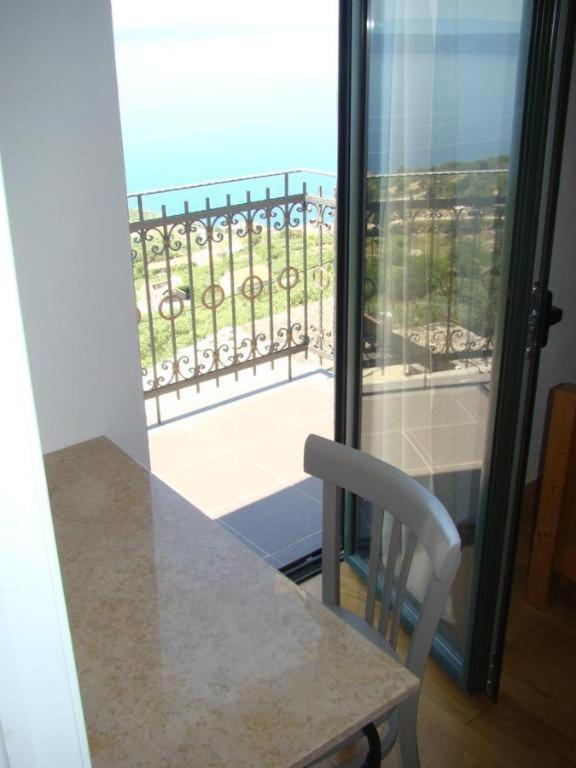 Holliday Home Alida With Jacuzzi Podgora Exterior photo