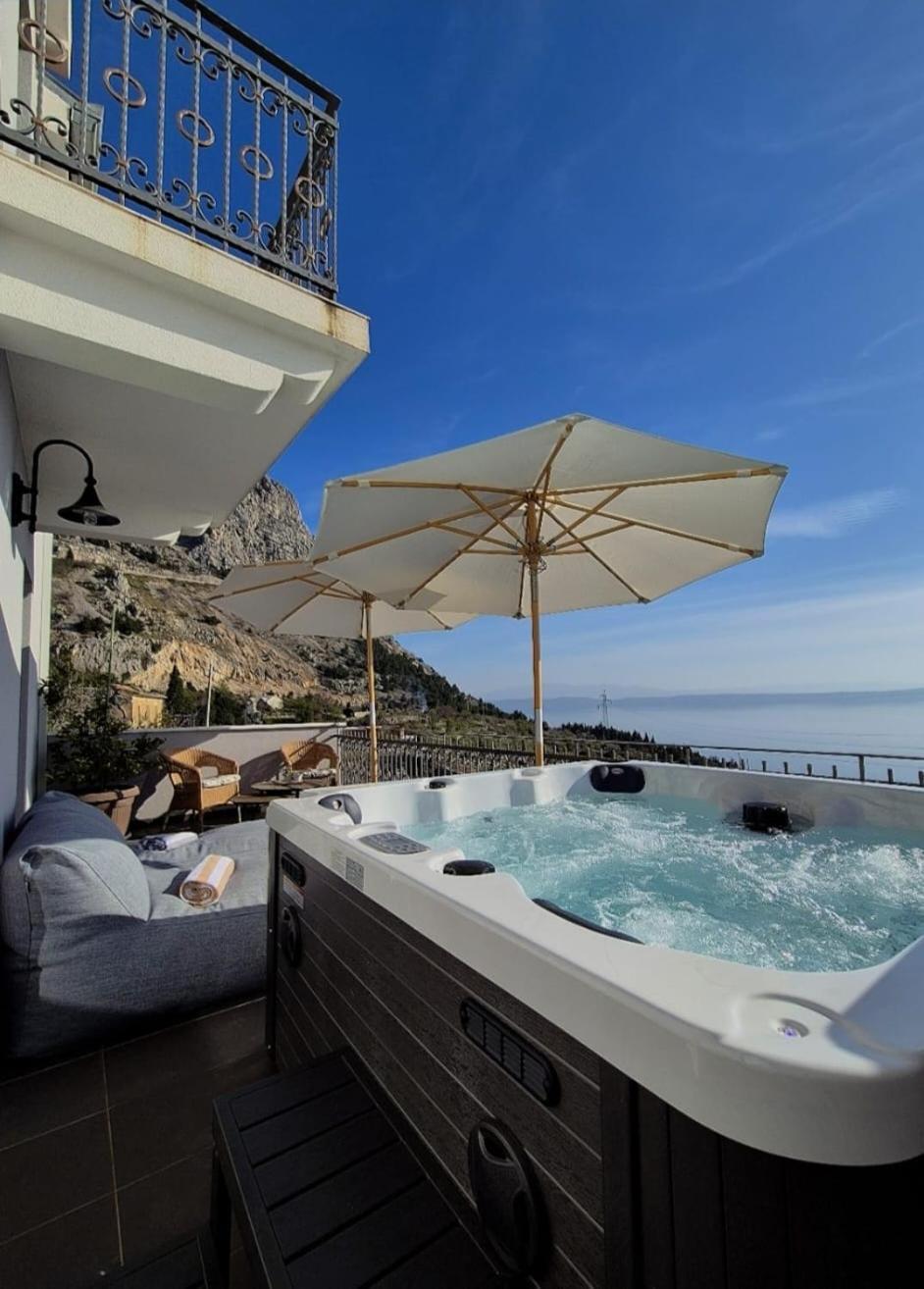 Holliday Home Alida With Jacuzzi Podgora Exterior photo